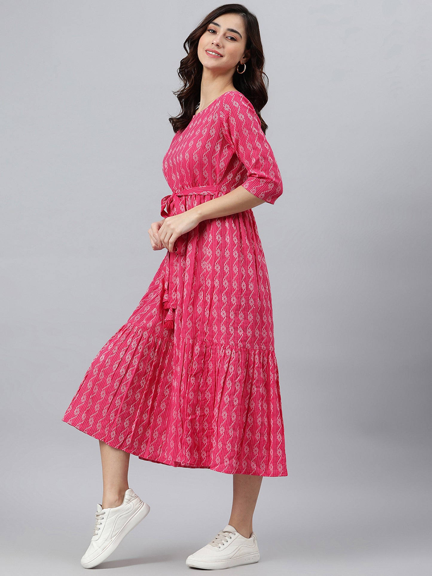 Chic Pink Woven Cotton Dress: Your Style, Your Statement