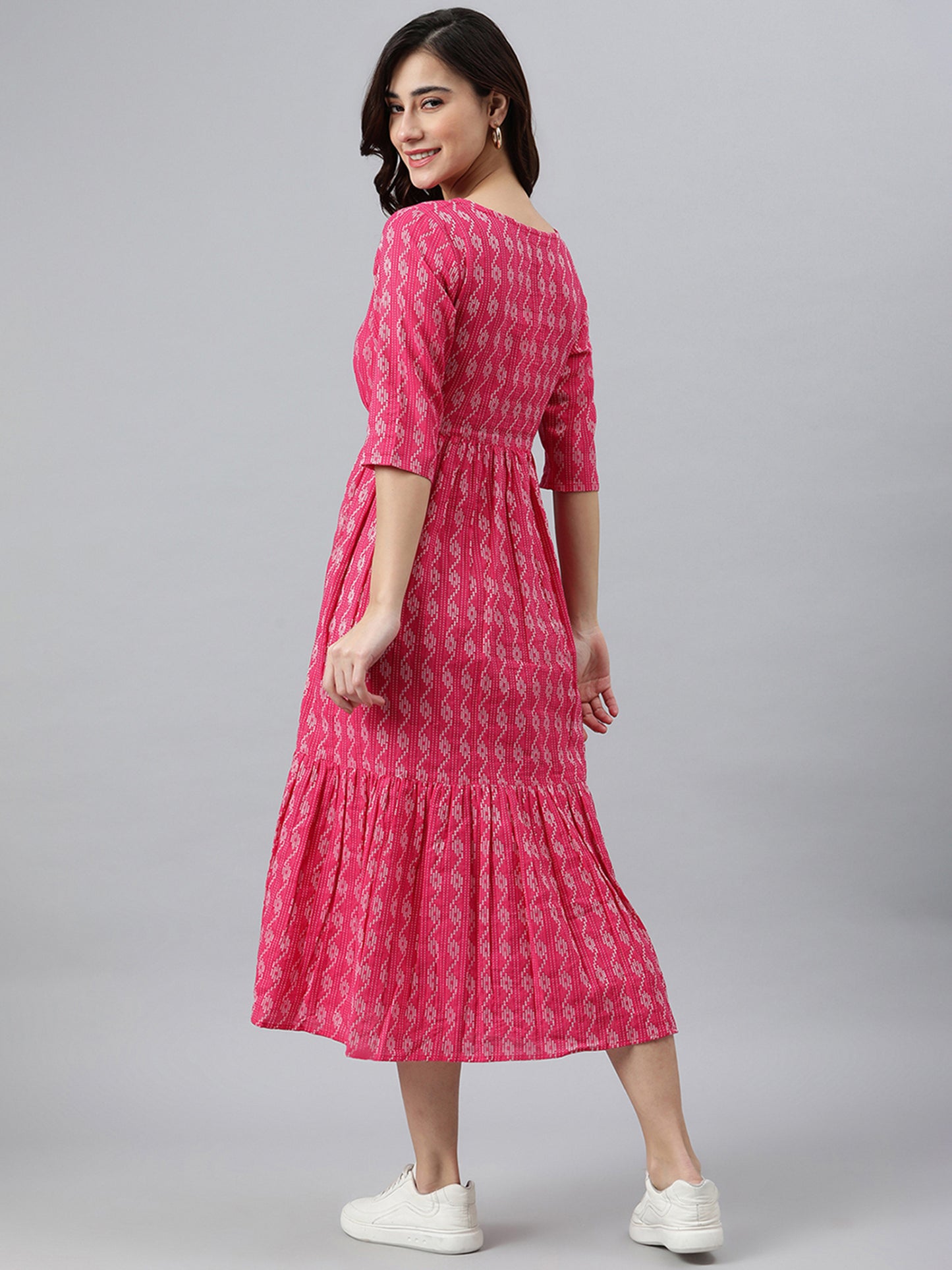 Chic Pink Woven Cotton Dress: Your Style, Your Statement