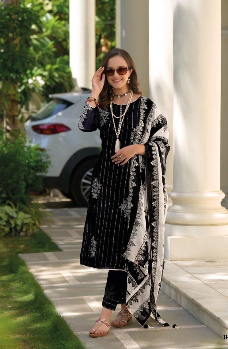 Black Embroidered Heavy Organza Kurta, Pant & Dupatta Set